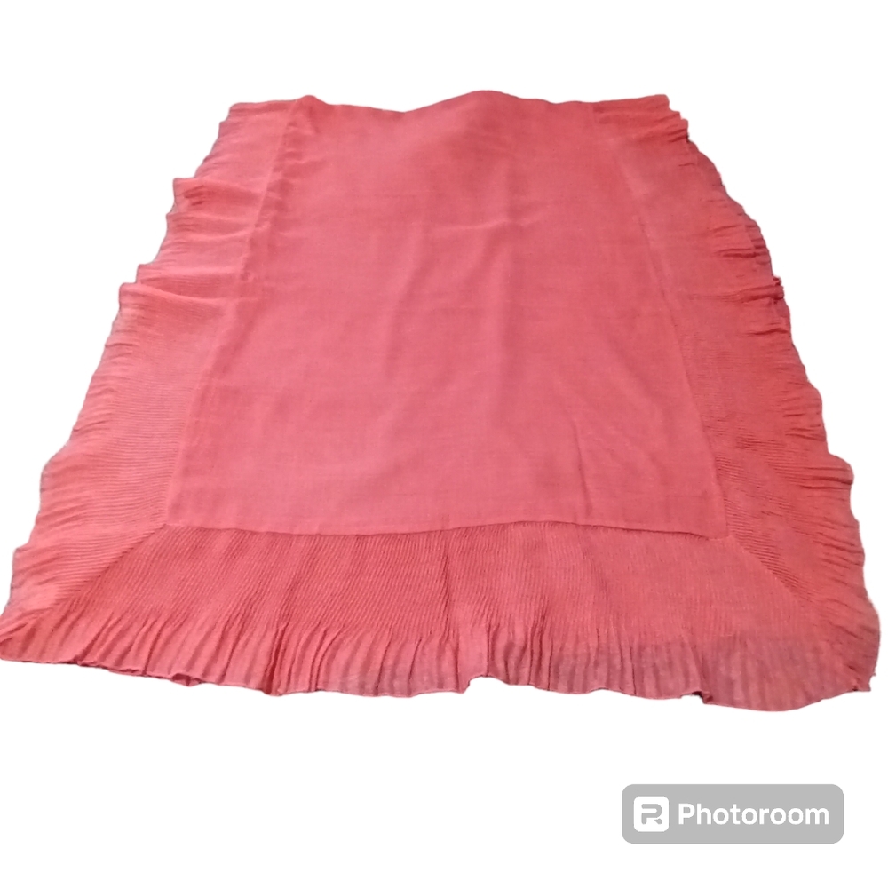 Isaac Mizrahi Live apricot color sheer scarf w/ pleated border